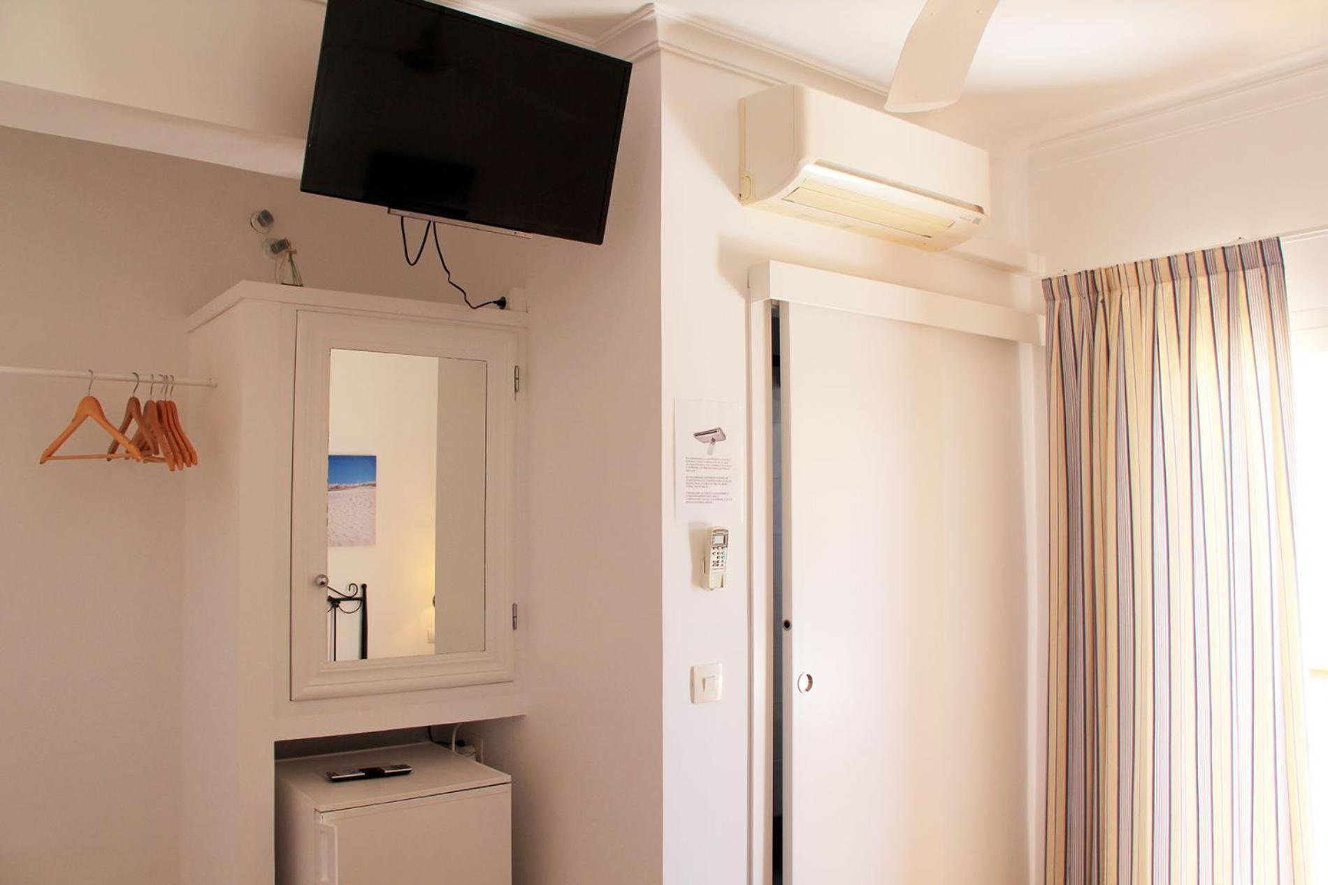 Hostal Alemania Es Pujols Exteriér fotografie
